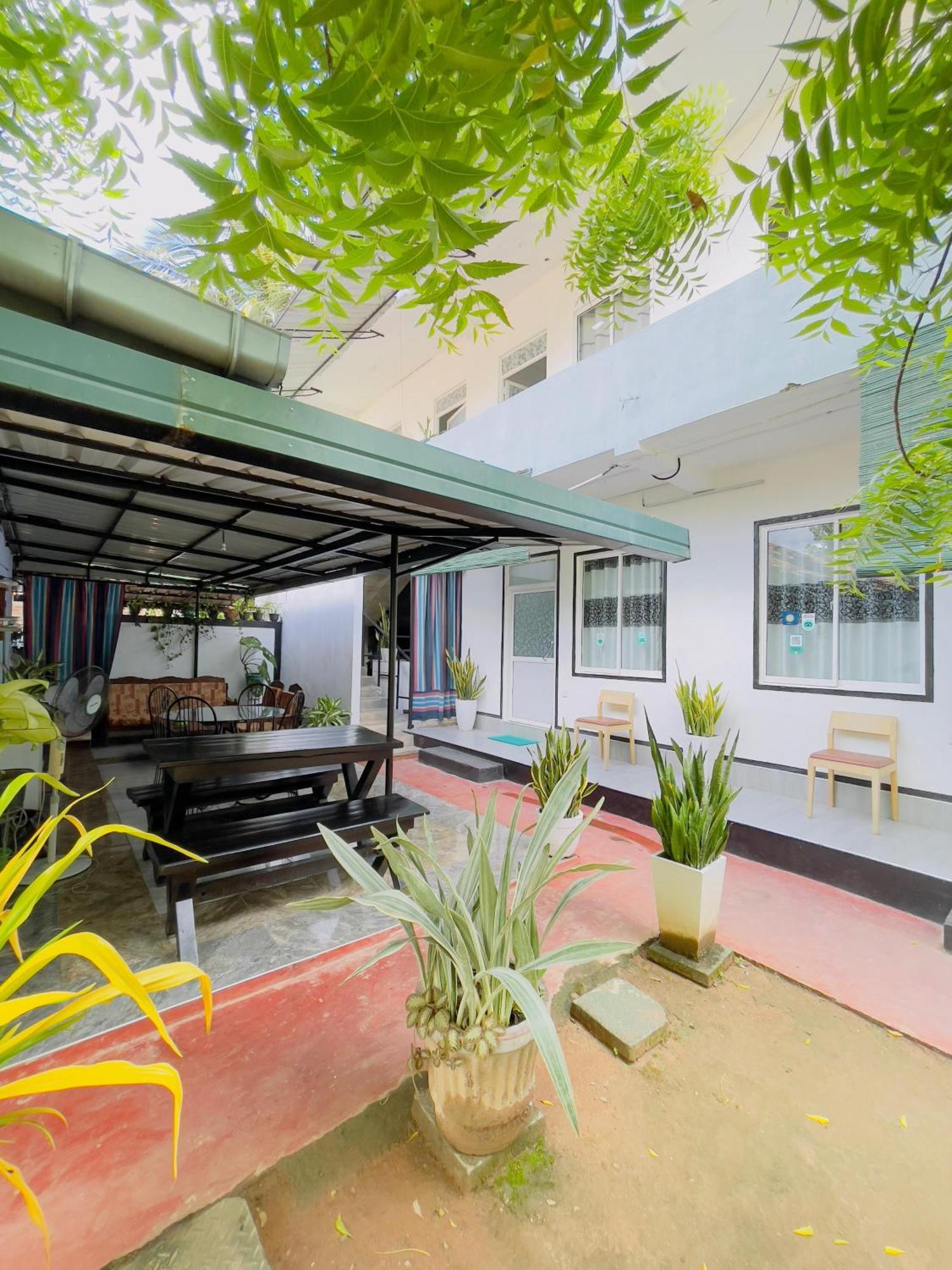 Ferienwohnung Araliya White House Negombo Exterior foto