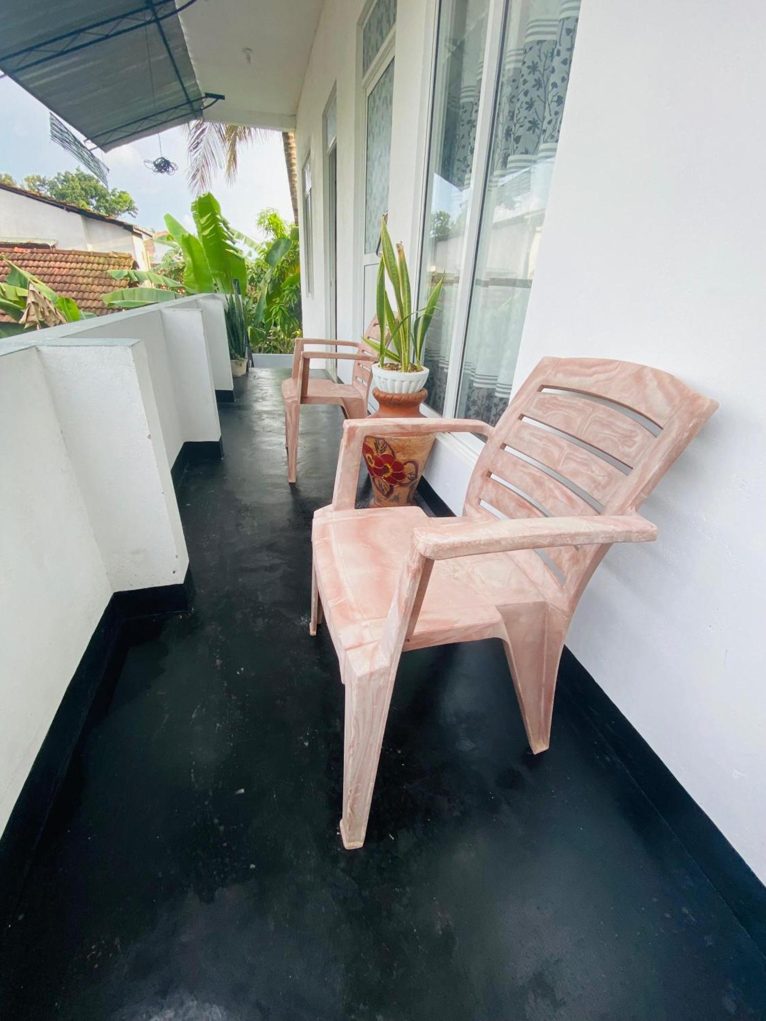 Ferienwohnung Araliya White House Negombo Exterior foto